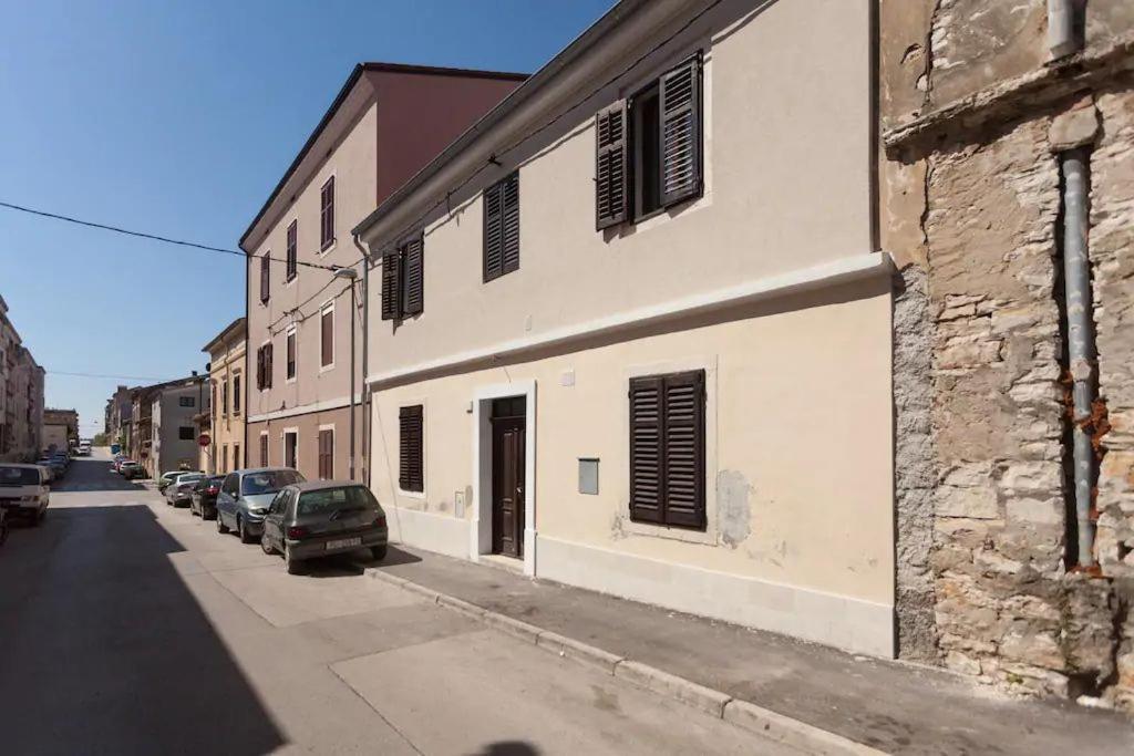 Apartment Toni Pula Exterior photo